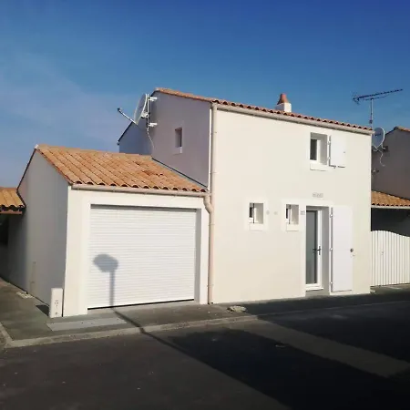 Maison A 300 M De La Plage. Dom wakacyjny La Cotinière